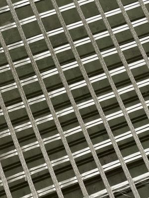 Good price 100-100KN/M Fiberglass Reinforcement Geogrid Coated Bitumen Asphalt Crack Prevention online