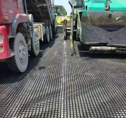200-100 Kn/M Reinforced PET Polyester Geogrid For Foundation And Subgrade Stability