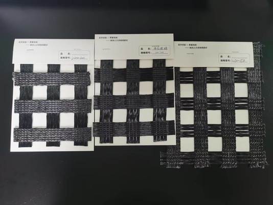 Un buon prezzo. Width 5.2M Roadbed Soft Soil Layer Reinforcement Polyester Geogrid BX Grid For Highway Foundation in linea