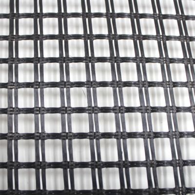 अच्छी कीमत Coated Bitumen Elongation ≤3%  Reinforcement Fiberglass Geogrid 120 120 Prevent Cracking Asphalt Driveway ऑनलाइन