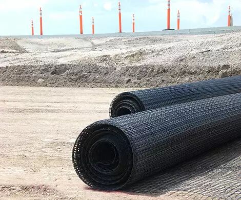 ราคาดี การเสริมสร้างถนน 80kn สายไฟเบอร์กล๊าส Geogrid Mesh Driveway Geogrid สําหรับความมั่นคงของดิน Geogrid ออนไลน์