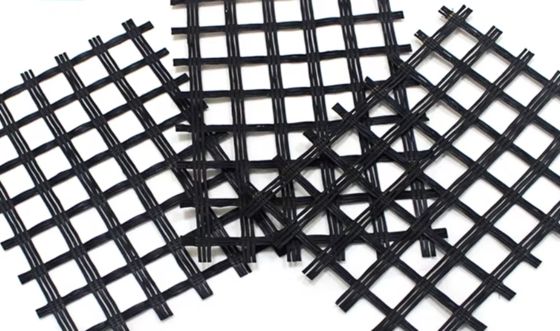 Good price FG Biaxial Grid 100 Asphalt Pavement Knitted Glass Fiber Geogrid Reinforce Soft Soil  Road Construction online