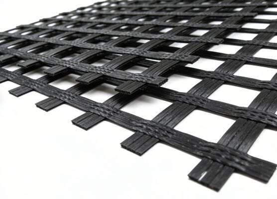 Un bon prix. La chaussée d'asphalte renforcent les pistes d'aéroport de maille de grille enduites par bitume de la grille FG150-150 KN/M en ligne