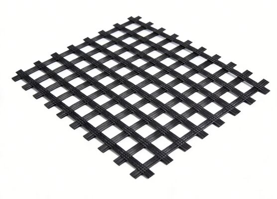 Un bon prix. Bitume renforcé de Glassgrid du revêtement 100-100 KN/M d'asphalte enduisant le bas allongement anti-fissuration pour la route en ligne